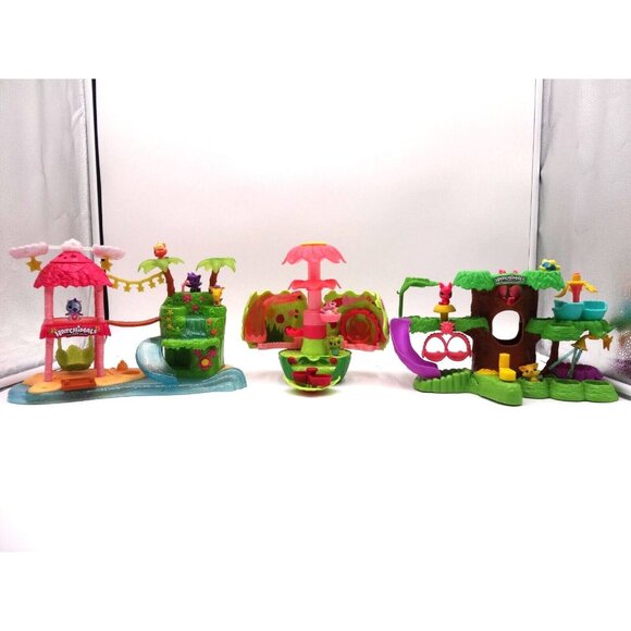 Hatchimals Colleggtibles Secret Scene and Tropical Island and Nursery Jungle and